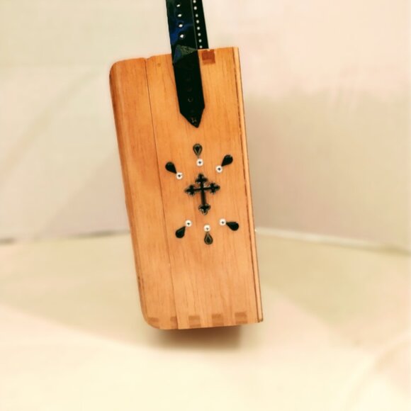 Suenos de Saundra Upcycled Collection, Perdomo Cigar Box Purse - Picture 7 of 15